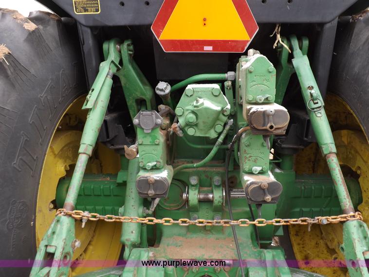 image for item F6240 1985 John Deere 4650 tractor