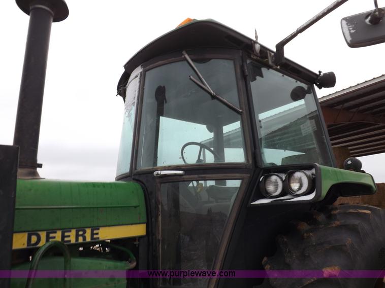 image for item F6240 1985 John Deere 4650 tractor