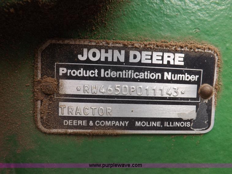 image for item F6240 1985 John Deere 4650 tractor
