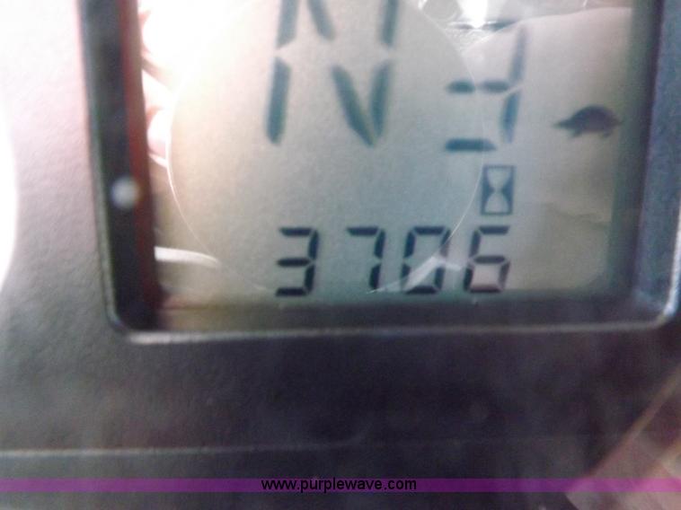 image for item F6241 2004 AGCO RT120A MFWD tractor