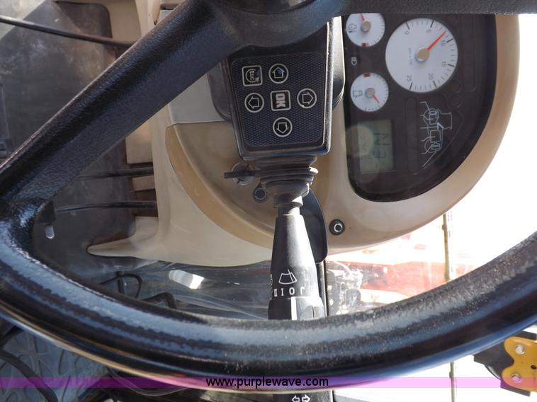 image for item F6241 2004 AGCO RT120A MFWD tractor