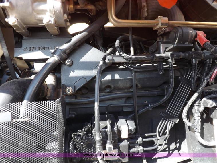 image for item F6241 2004 AGCO RT120A MFWD tractor