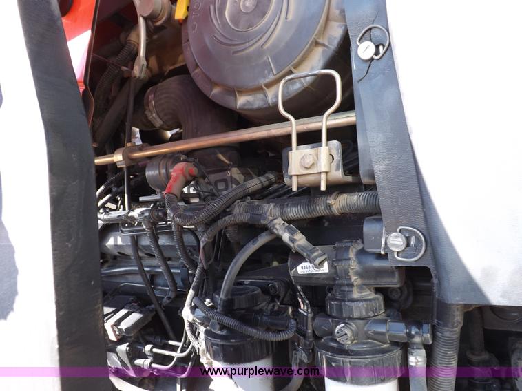 image for item F6241 2004 AGCO RT120A MFWD tractor