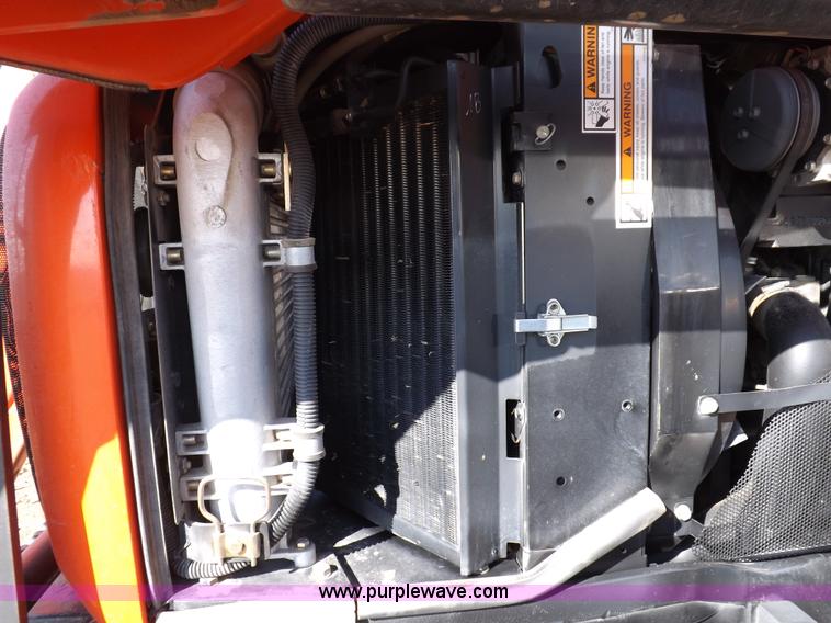 image for item F6241 2004 AGCO RT120A MFWD tractor