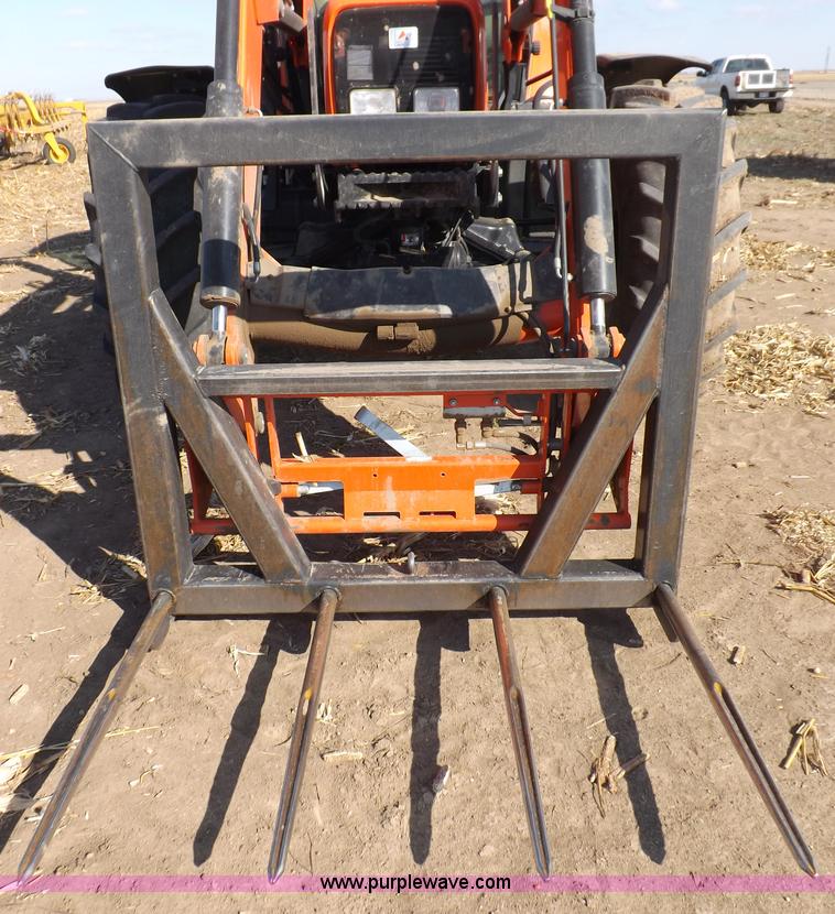 image for item F6241 2004 AGCO RT120A MFWD tractor