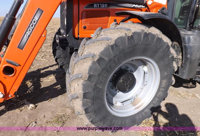 image for item F6241 2004 AGCO RT120A MFWD tractor