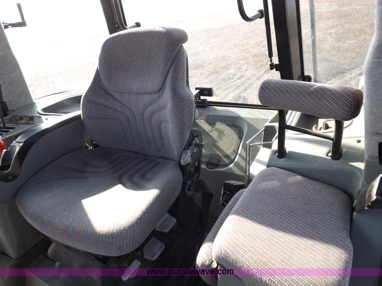 image for item F6242 White 8610 MFWD tractor