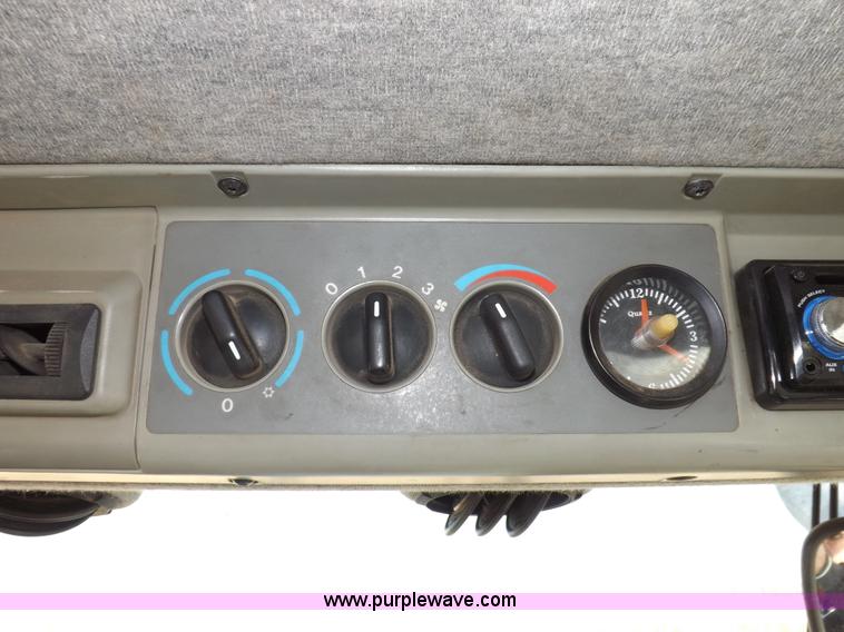 image for item F6242 White 8610 MFWD tractor