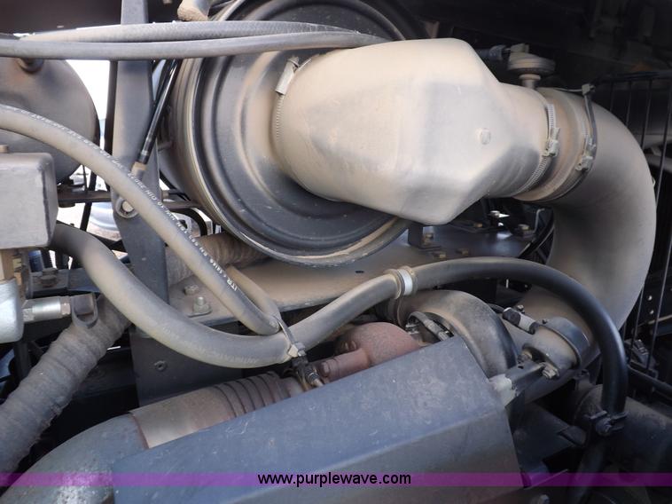 image for item F6242 White 8610 MFWD tractor