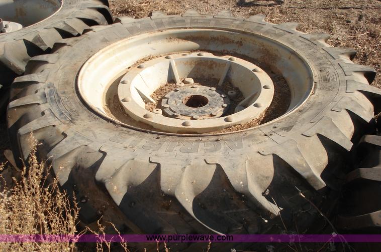 image for item F6242 White 8610 MFWD tractor