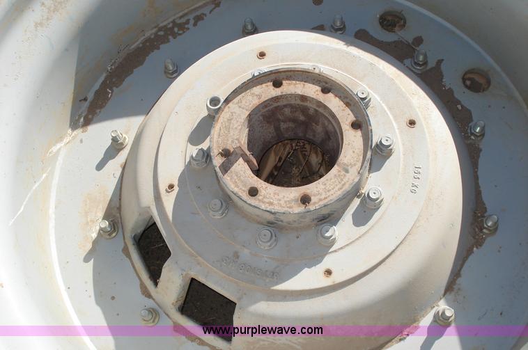 image for item F6242 White 8610 MFWD tractor