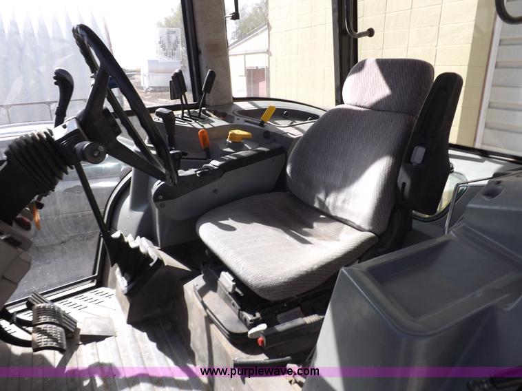 image for item F6243 1998 AGCO Allis 8785 MFWD tractor