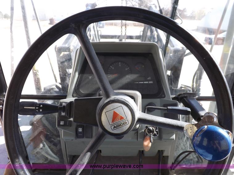 image for item F6243 1998 AGCO Allis 8785 MFWD tractor