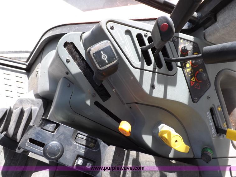 image for item F6243 1998 AGCO Allis 8785 MFWD tractor