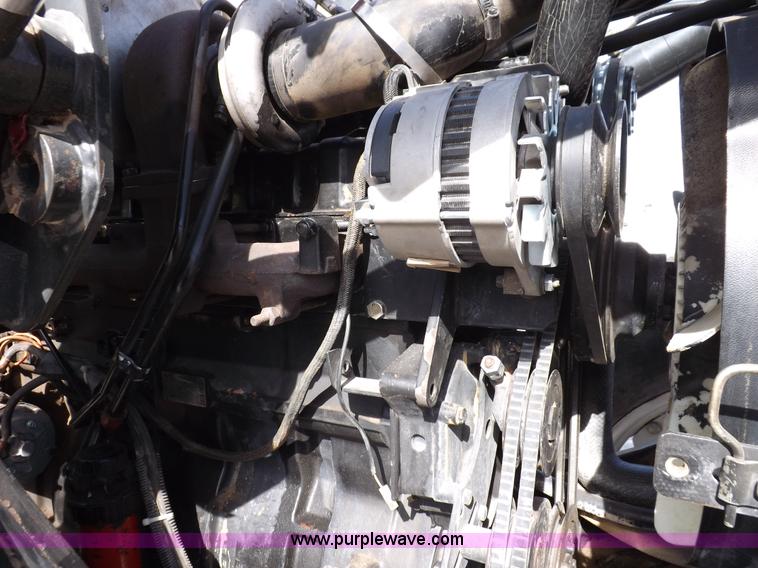 image for item F6243 1998 AGCO Allis 8785 MFWD tractor