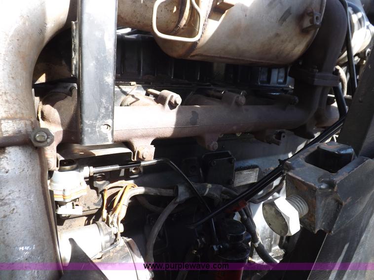 image for item F6243 1998 AGCO Allis 8785 MFWD tractor