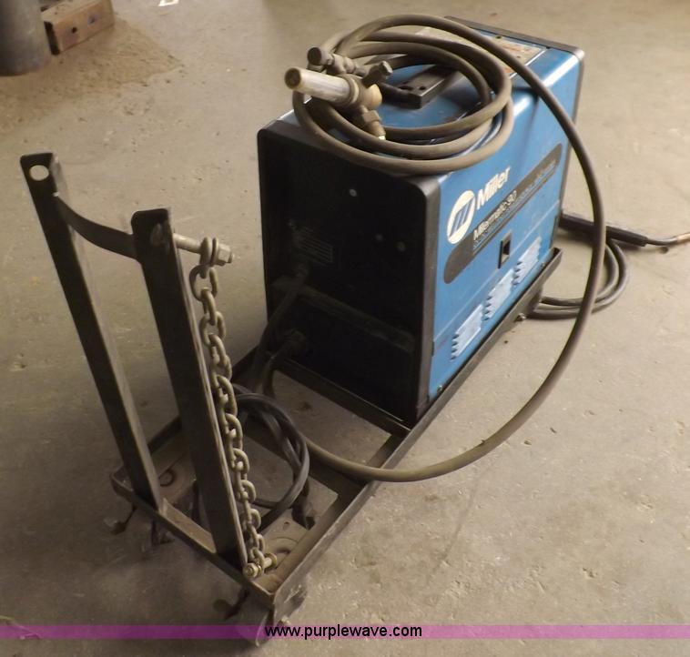 image for item F6326 Miller Millermatic 90 CV-DC arc welding power source