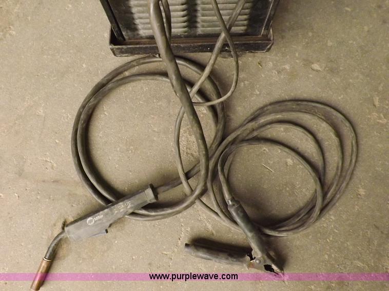 image for item F6326 Miller Millermatic 90 CV-DC arc welding power source