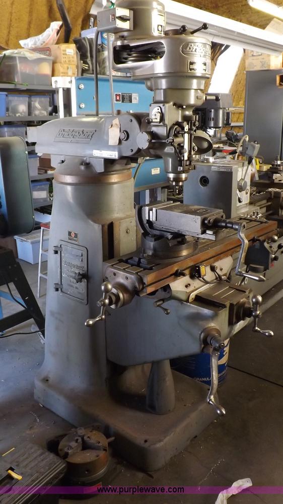 image for item J9047 Bridgeport 130321 vertical knee mill with power feed