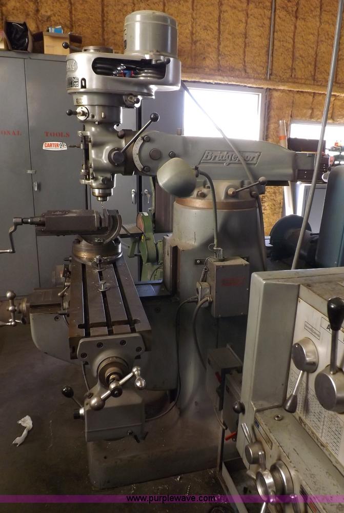 image for item J9047 Bridgeport 130321 vertical knee mill with power feed