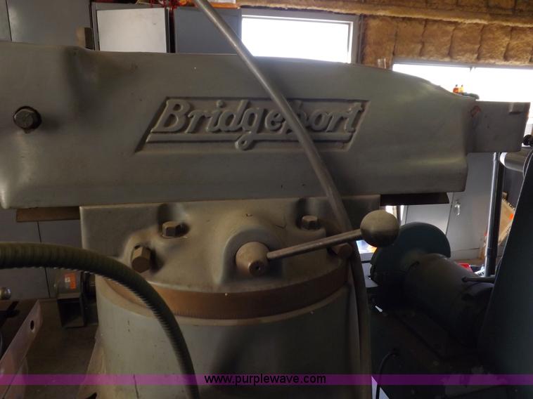 image for item J9047 Bridgeport 130321 vertical knee mill with power feed