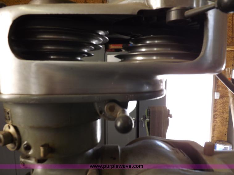 image for item J9047 Bridgeport 130321 vertical knee mill with power feed