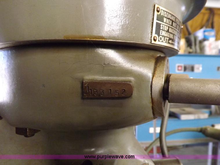 image for item J9047 Bridgeport 130321 vertical knee mill with power feed