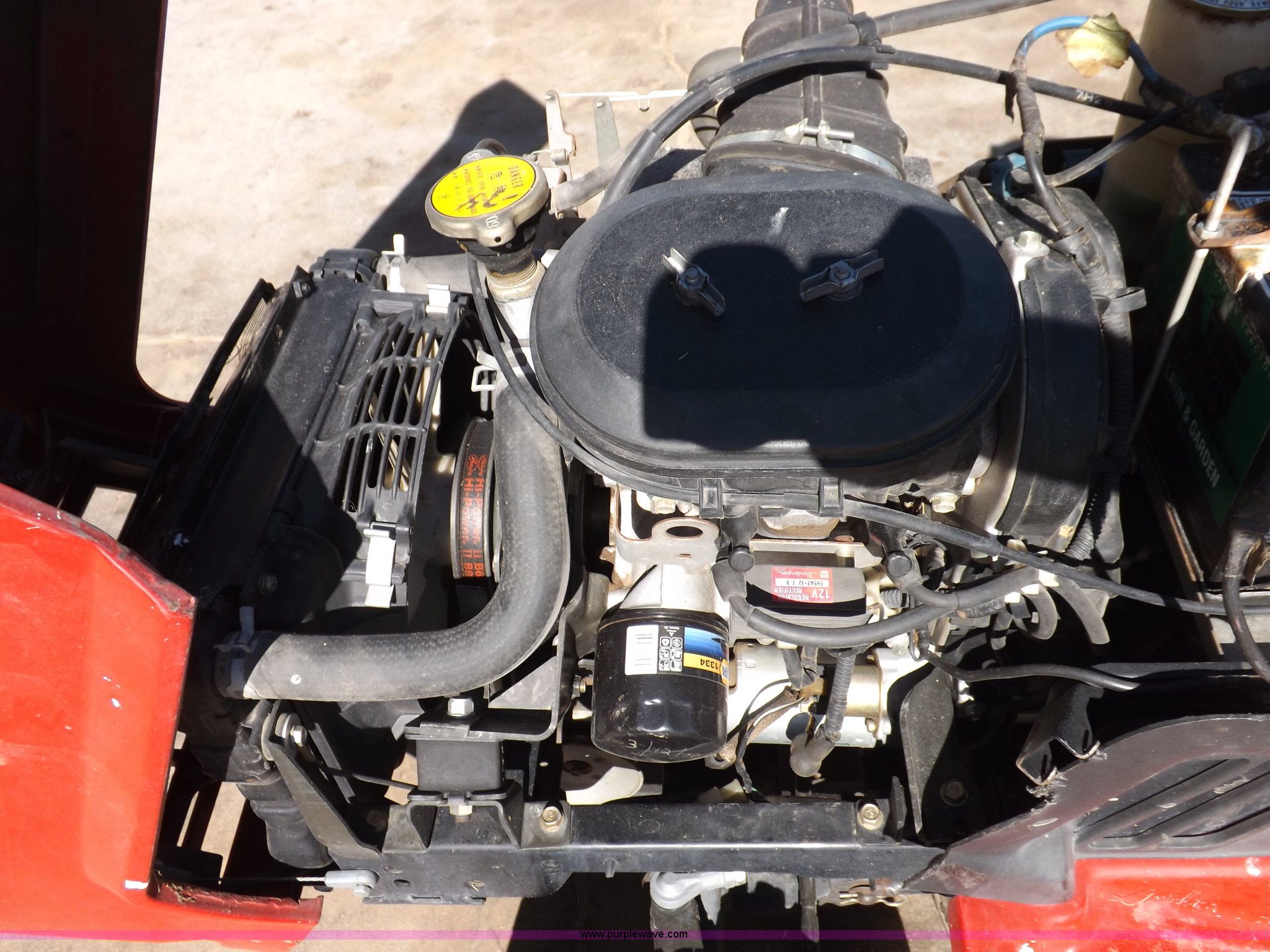 Honda HT4213 lawn mower in Garden City, KS Item F6194 sold Purple Wave