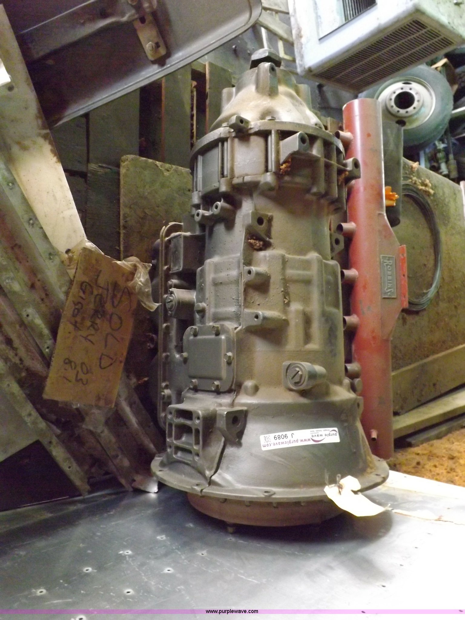 Truck transmission in Garden City, KS Item J9089 sold Purple Wave