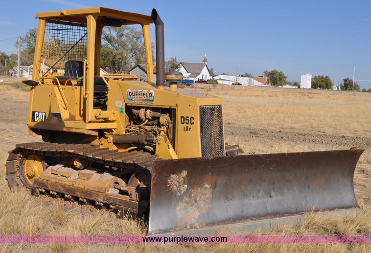 image for item C3041 1992 Caterpillar D5C LGP dozer