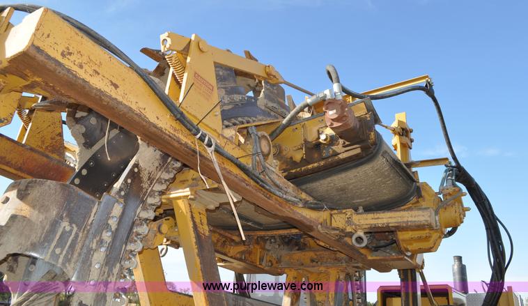 image for item C3043 2010 Wolfe Man 8000 wheel trencher