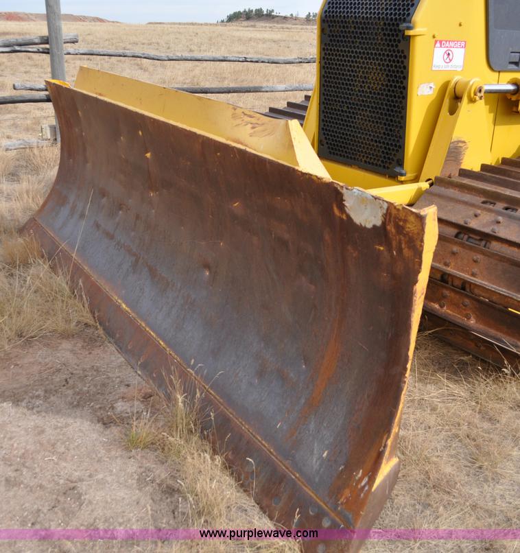 image for item C3046 2006 Komatsu D61PX dozer
