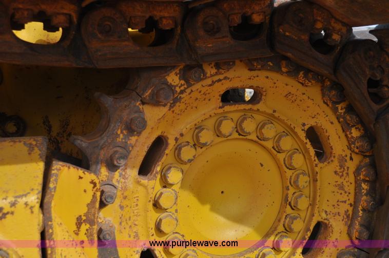 image for item C3046 2006 Komatsu D61PX dozer