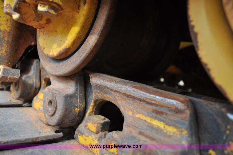 image for item C3046 2006 Komatsu D61PX dozer