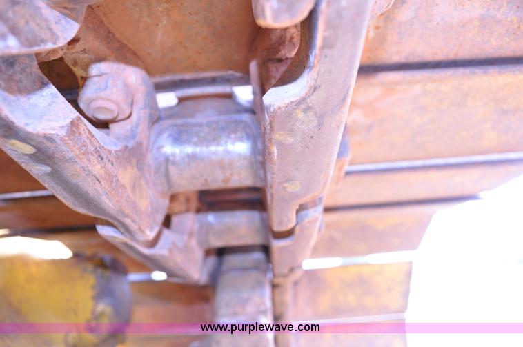 image for item C3046 2006 Komatsu D61PX dozer