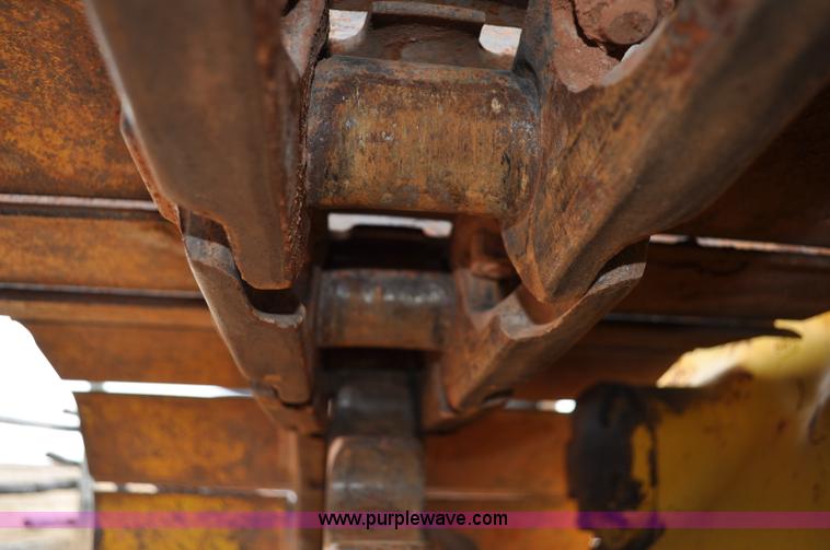 image for item C3046 2006 Komatsu D61PX dozer