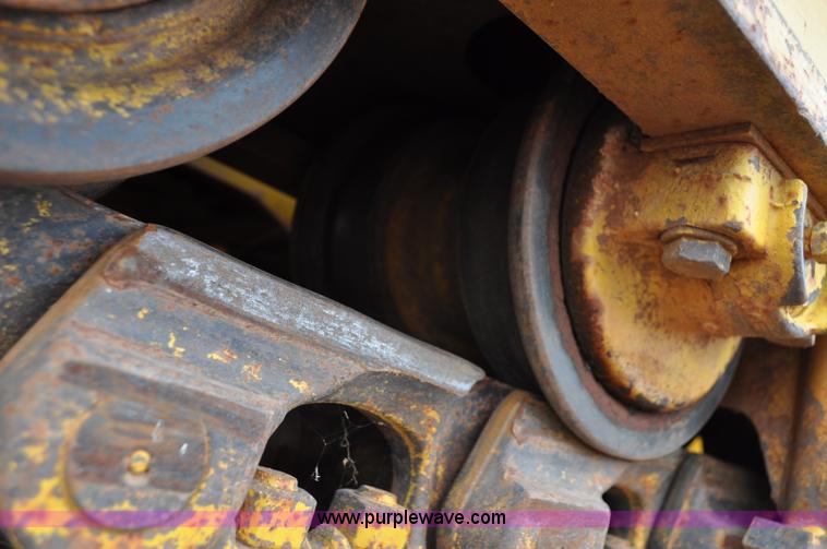 image for item C3046 2006 Komatsu D61PX dozer