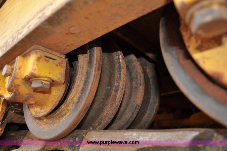 image for item C3046 2006 Komatsu D61PX dozer