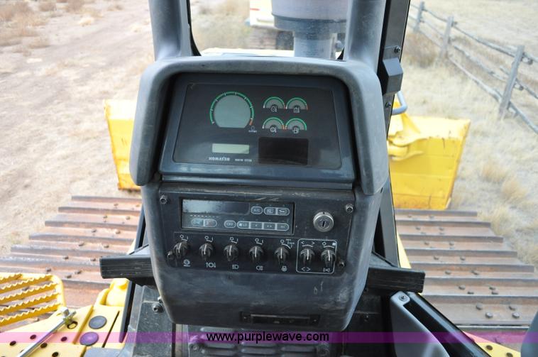 image for item C3046 2006 Komatsu D61PX dozer