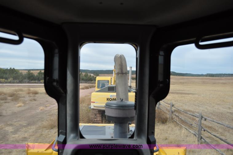 image for item C3046 2006 Komatsu D61PX dozer