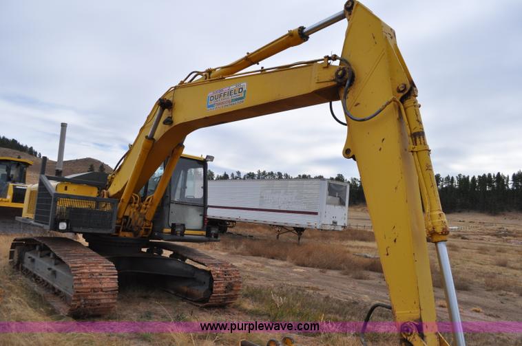 image for item C3047 1996 Komatsu PC200LC-6L excavator