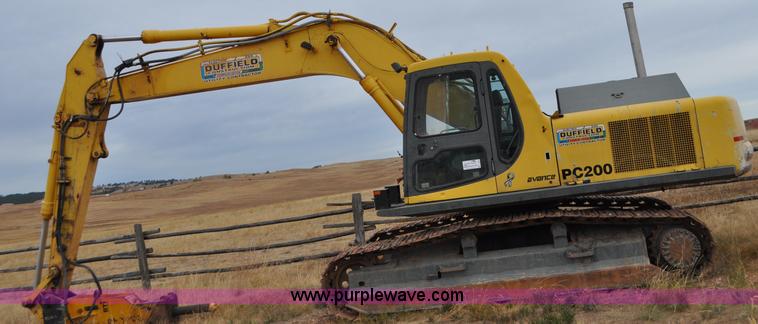image for item C3047 1996 Komatsu PC200LC-6L excavator