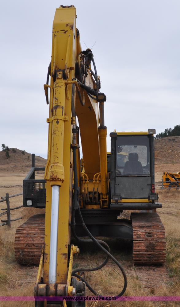 image for item C3047 1996 Komatsu PC200LC-6L excavator
