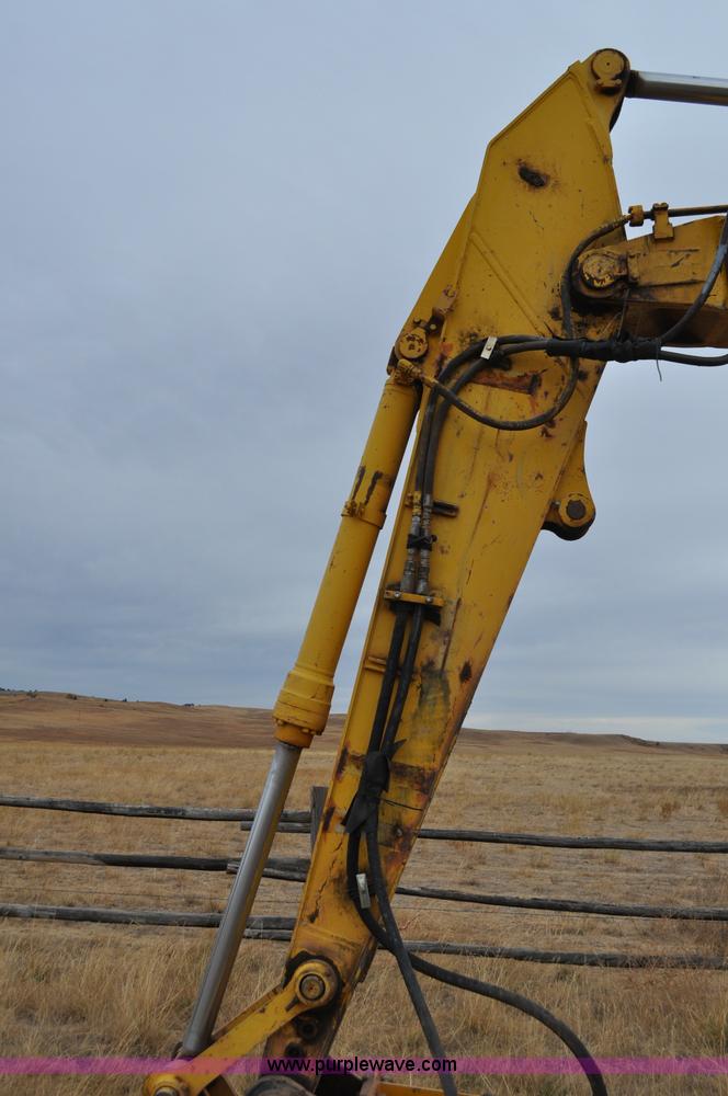 image for item C3047 1996 Komatsu PC200LC-6L excavator