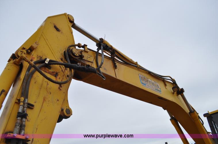 image for item C3047 1996 Komatsu PC200LC-6L excavator