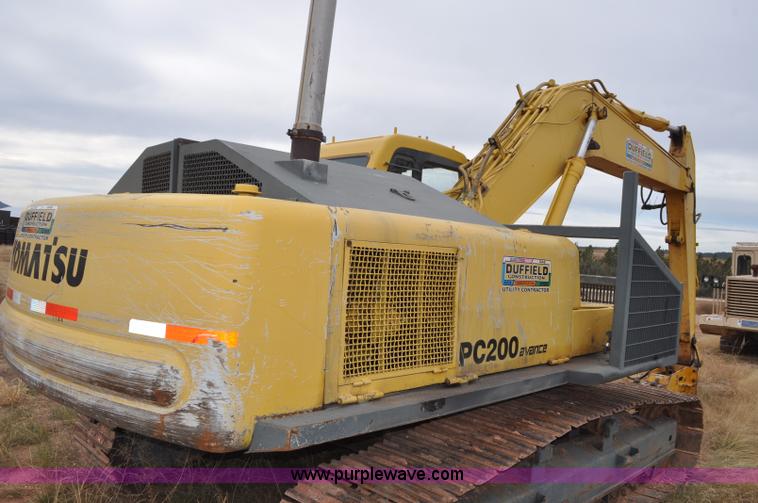 image for item C3047 1996 Komatsu PC200LC-6L excavator
