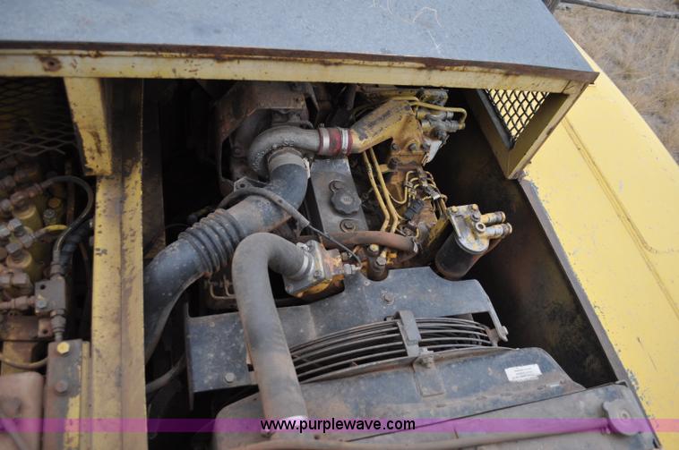 image for item C3047 1996 Komatsu PC200LC-6L excavator