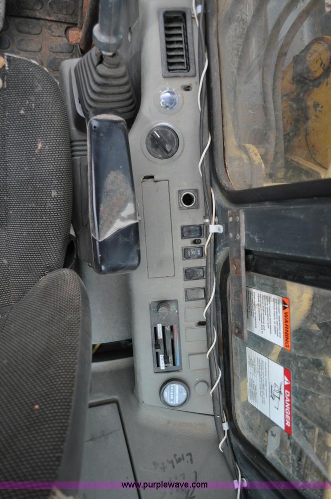 image for item C3047 1996 Komatsu PC200LC-6L excavator