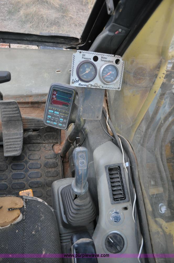 image for item C3047 1996 Komatsu PC200LC-6L excavator