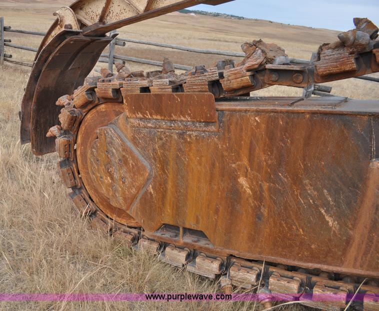 image for item C3048 2000 Tesmec TRS 1085 chainsaw trencher